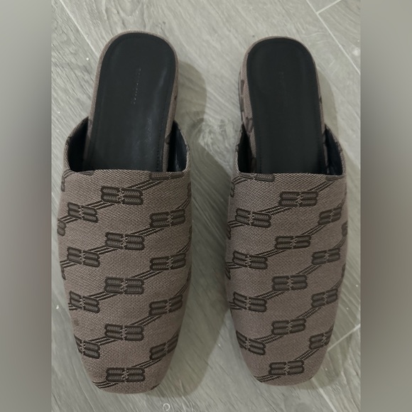 Balenciaga BB monogramed mules - Picture 3 of 10